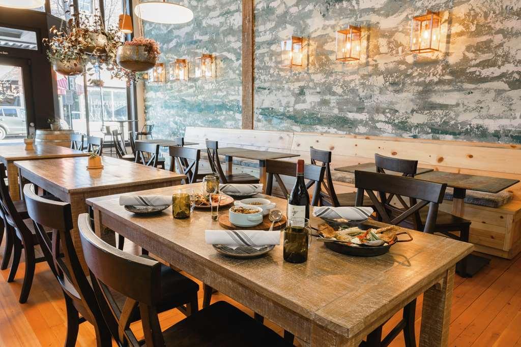 Scp Redmond Hotel Restaurante foto